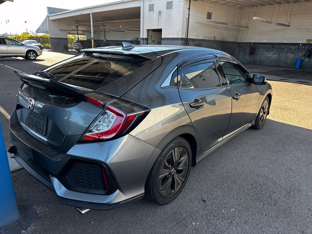 Used 2018 Gray Honda EX-L image 18