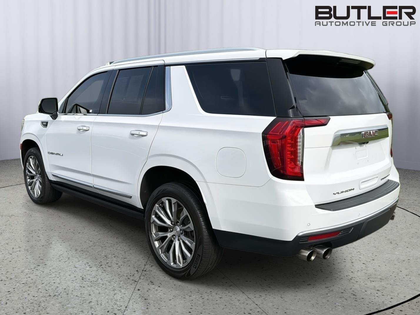 Used 2021 Summit White GMC Denali image 4