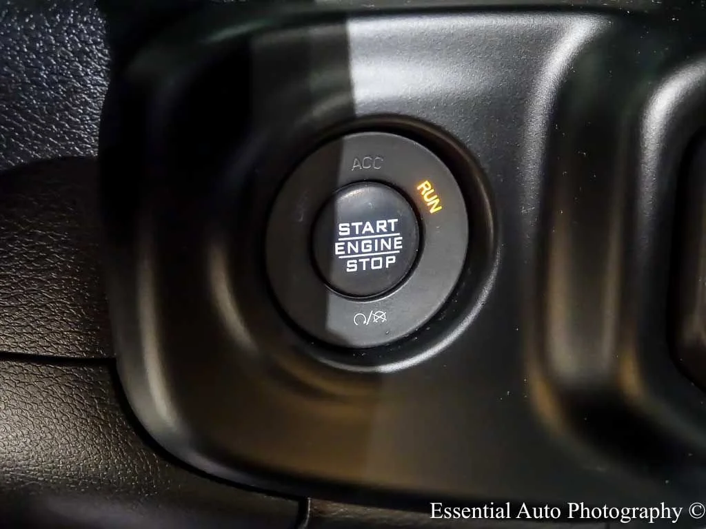 Used 2023 Green Jeep 4x4 image 20