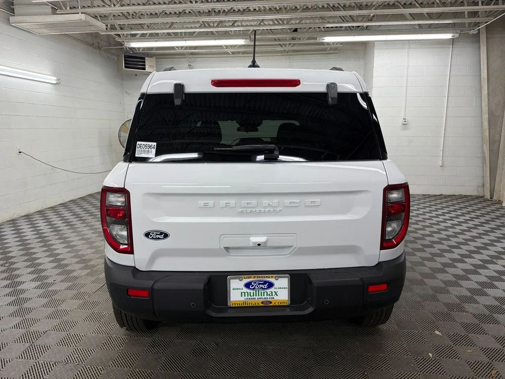 New 2026 White Ford Big Bend image 7