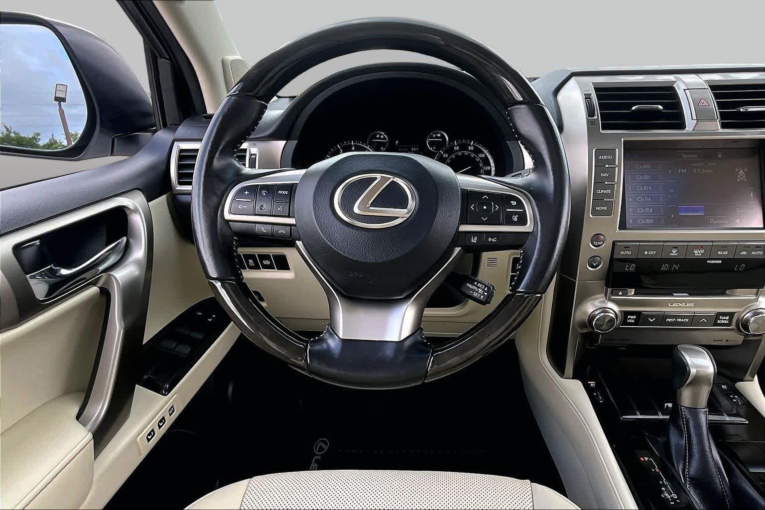 Used 2020 Starfire Pearl Lexus Premium image 6