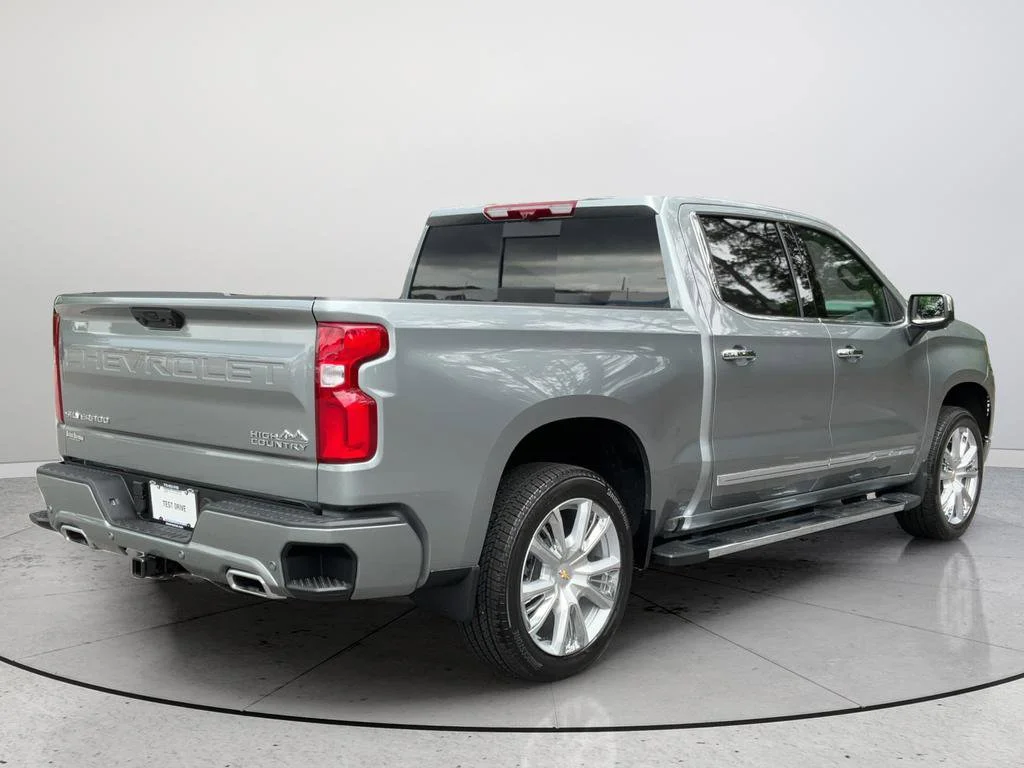 New 2026 Chevrolet Silverado 1500 High Country 4D Crew Cab