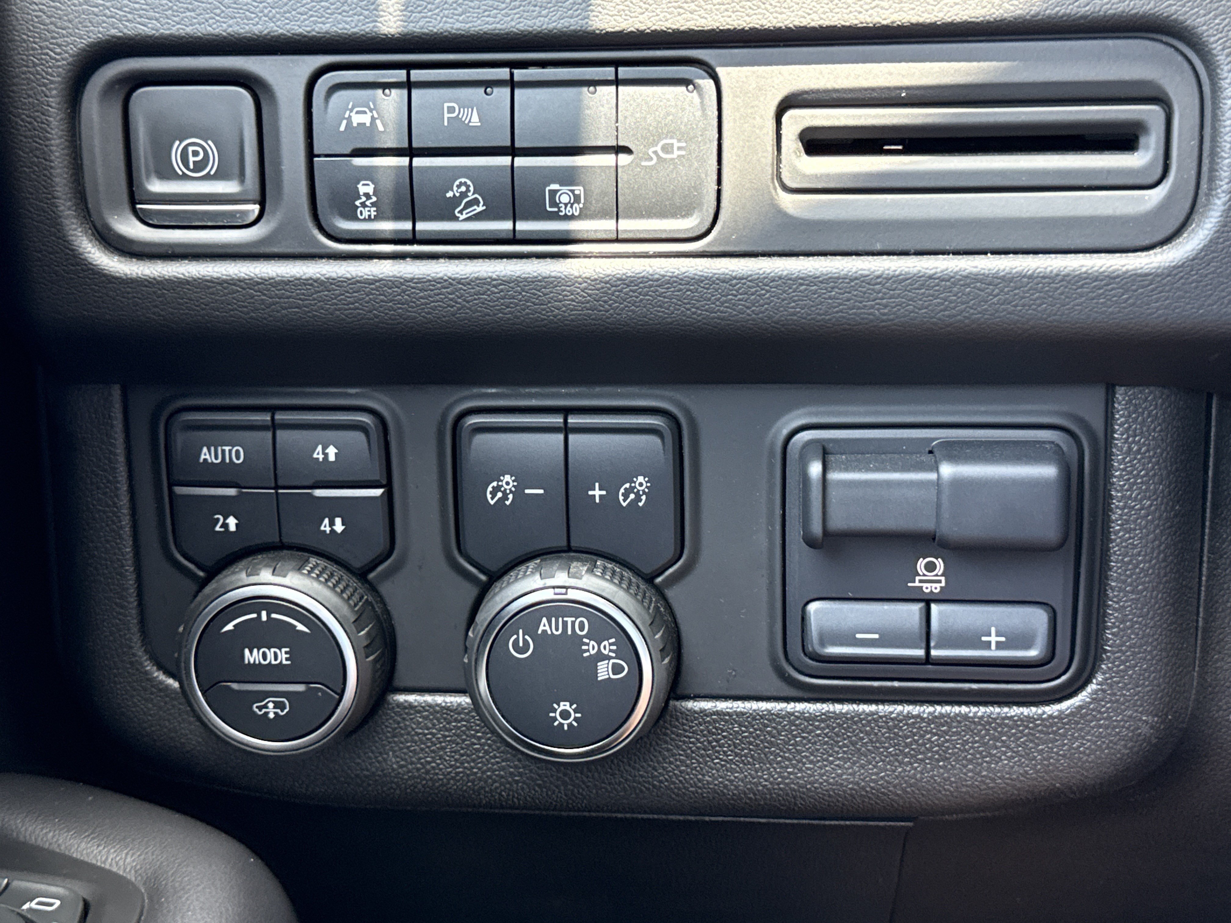 2022 Chevrolet Tahoe Z71 - Photo 23