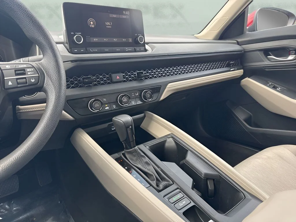 Used 2025 Red Honda LX image 18