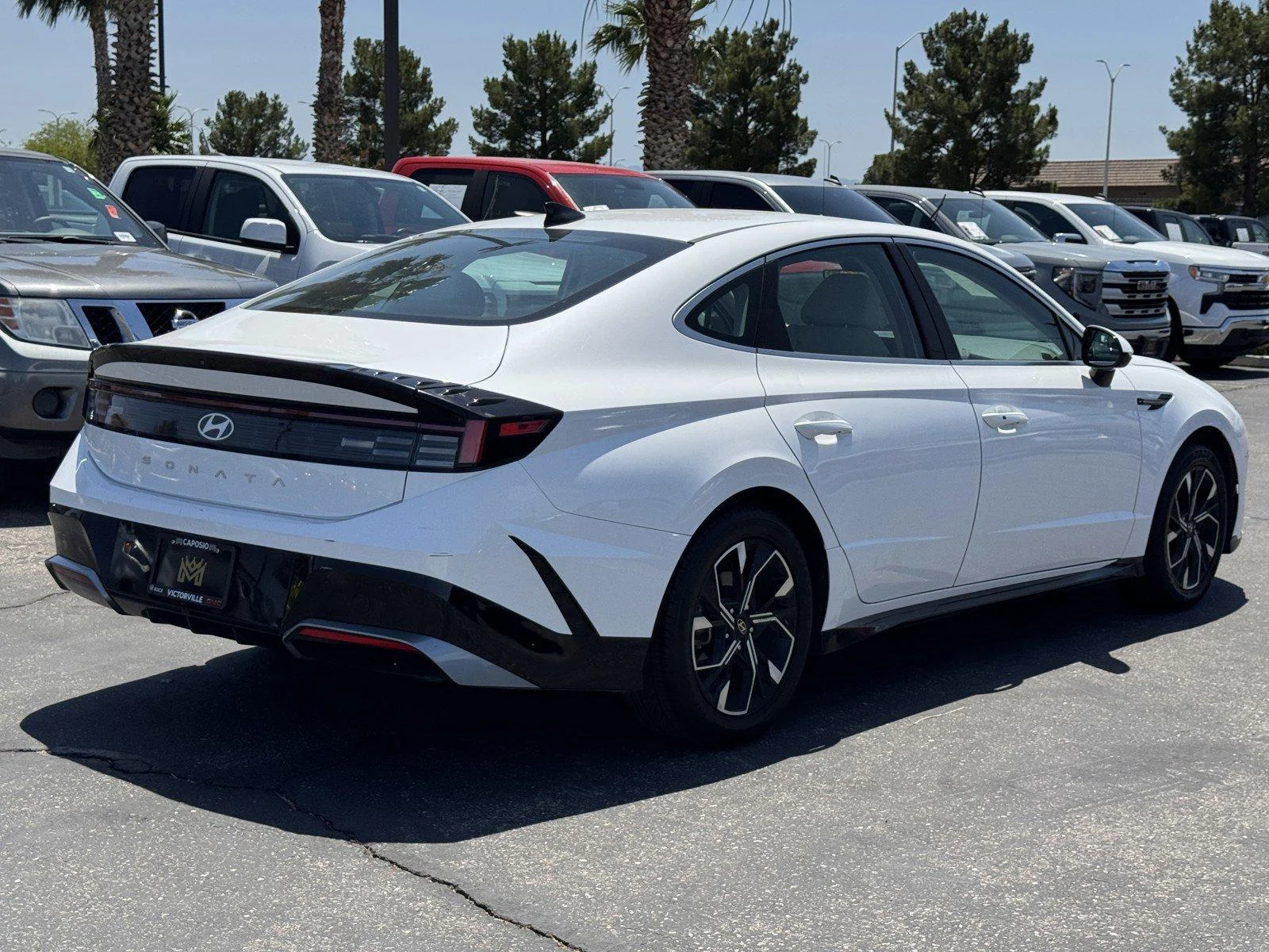 Used 2024 Serenity White Hyundai SEL image 6