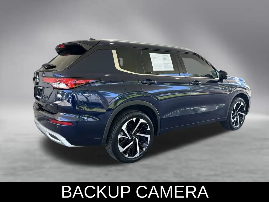 Used 2024 Blue Mitsubishi SEL Black Edition image 4