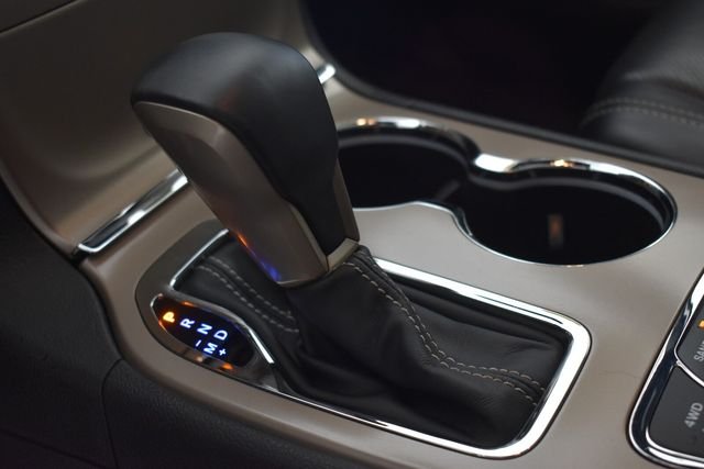 Used 2017 Black Jeep Limited image 32