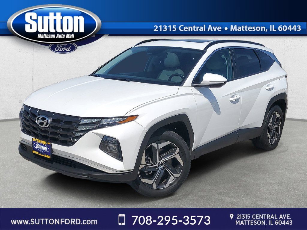 Used 2024 White Hyundai SEL image 1