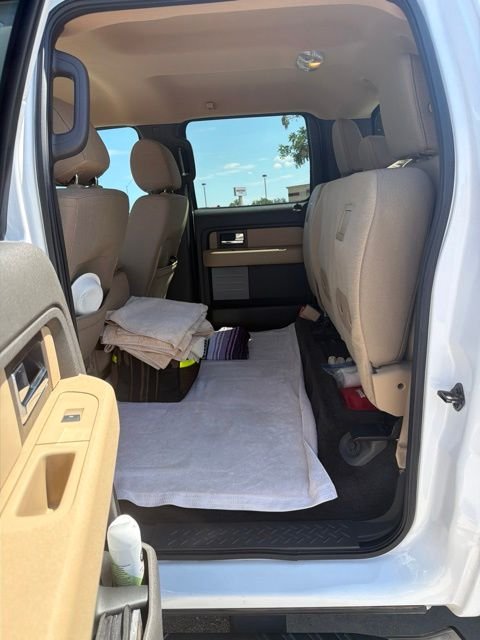 Used 2014 Oxford White Ford XLT image 13