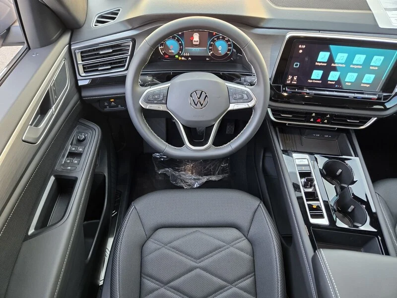 2025 Volkswagen Atlas Cross Sport SE w/Tech - Photo 8