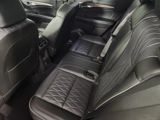 Used 2022 Gray Buick Avenir image 18