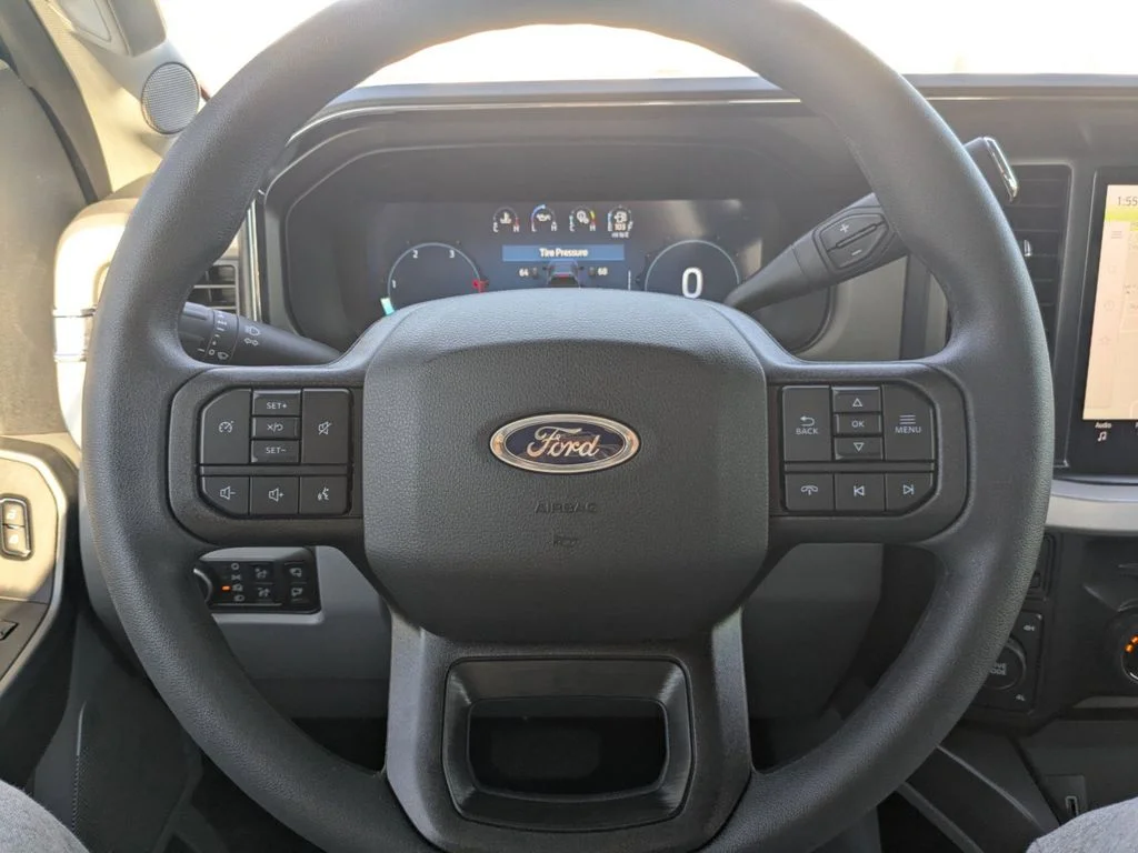 New 2026 Agate Black Metallic Ford XLT image 26