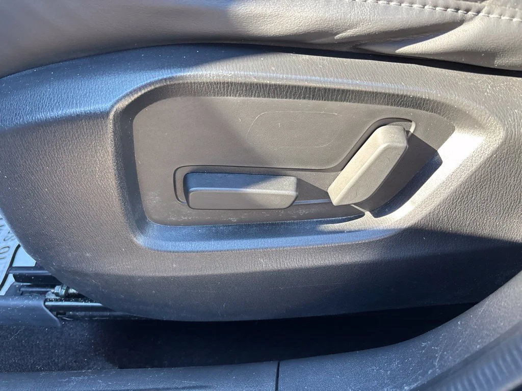 Used 2018 Blue Mazda Touring image 18