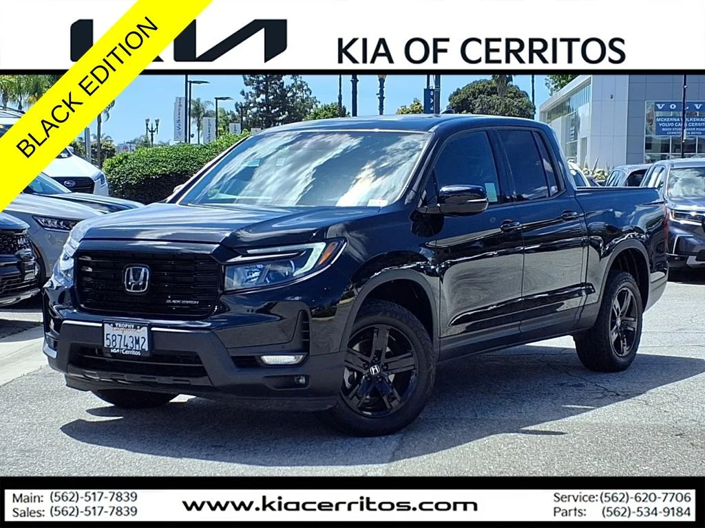 2023 Honda Ridgeline Black Edition's photo