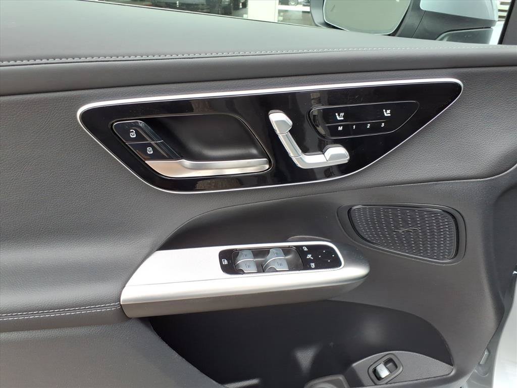 New 2026 Cirrus Silver Met Mercedes-Benz GLC 300 image 14