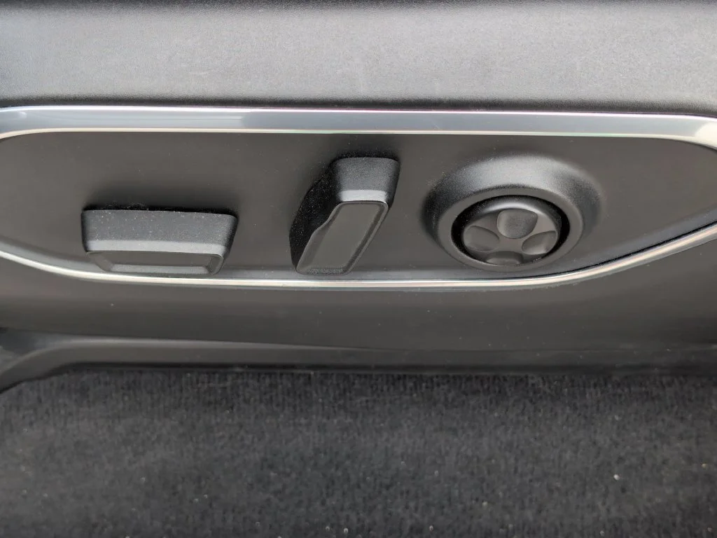 Used 2024 White Jeep Series III image 13