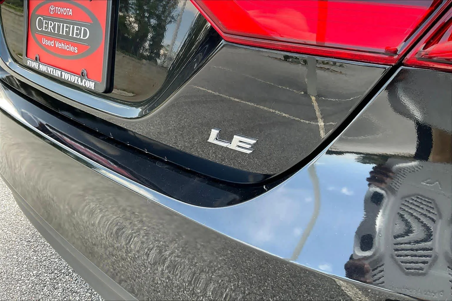 Used 2024 Midnight Black Metallic Toyota LE image 10