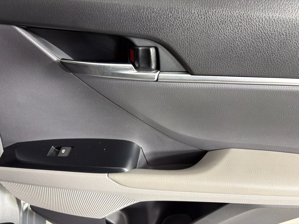 Used 2020 Silver Toyota LE image 15