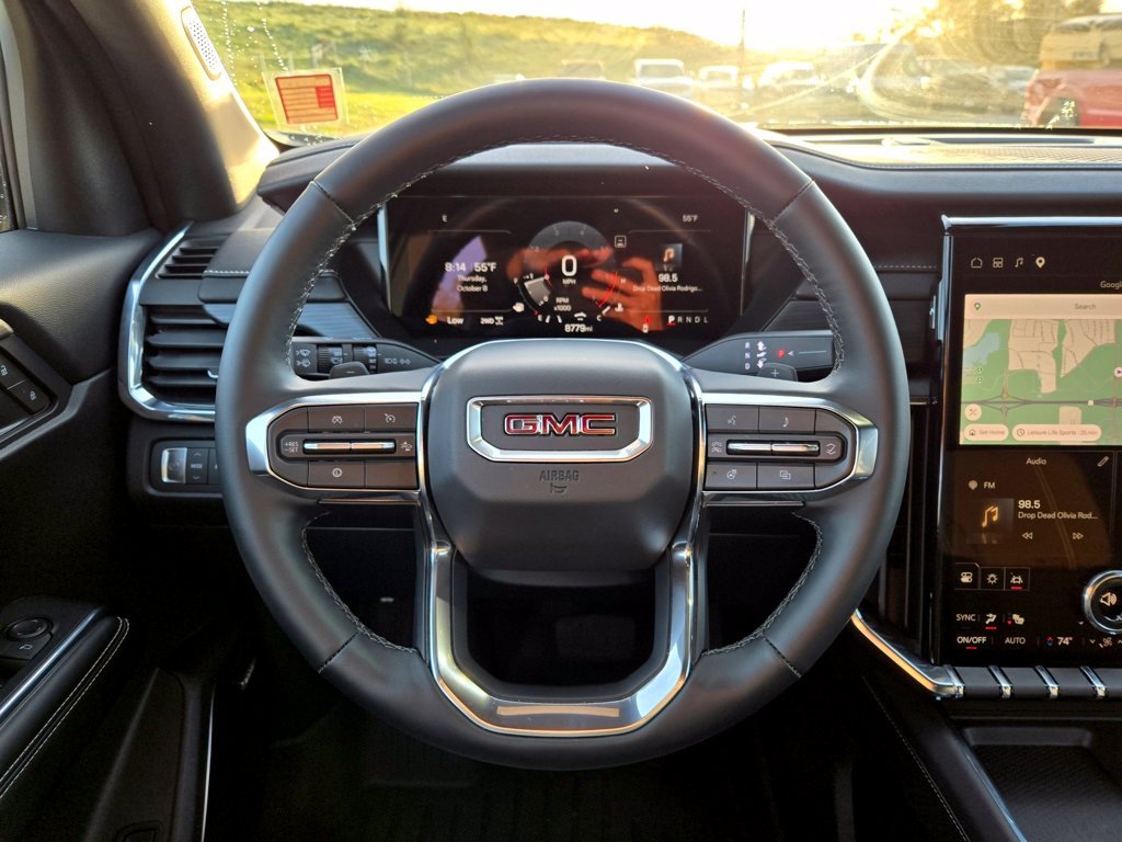 Used 2025 Silver GMC Elevation image 18