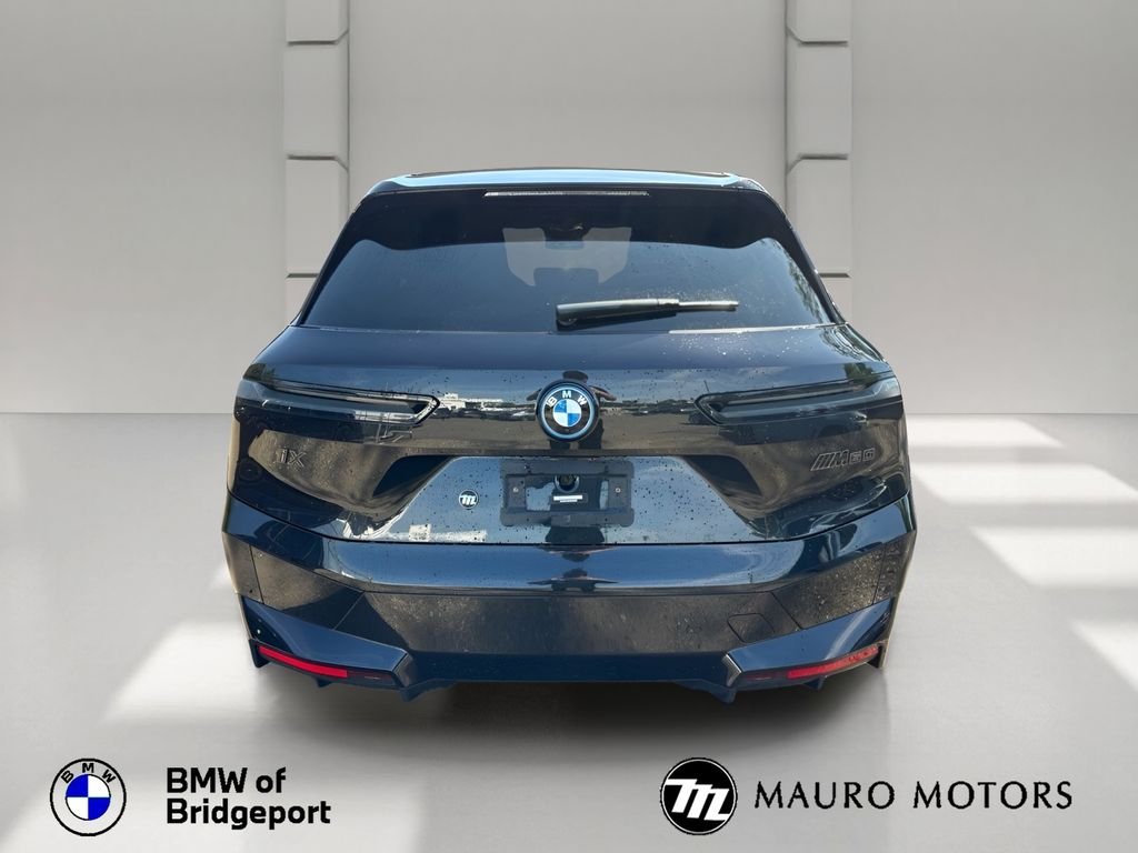 Used 2023 Black BMW M60 image 5