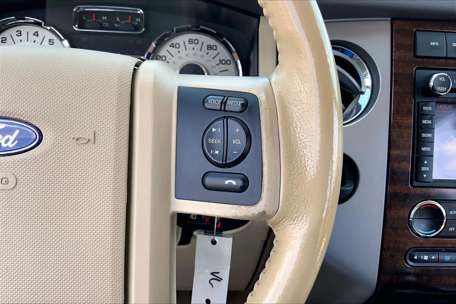 Used 2013 Blue Jeans Metallic Ford XLT image 24