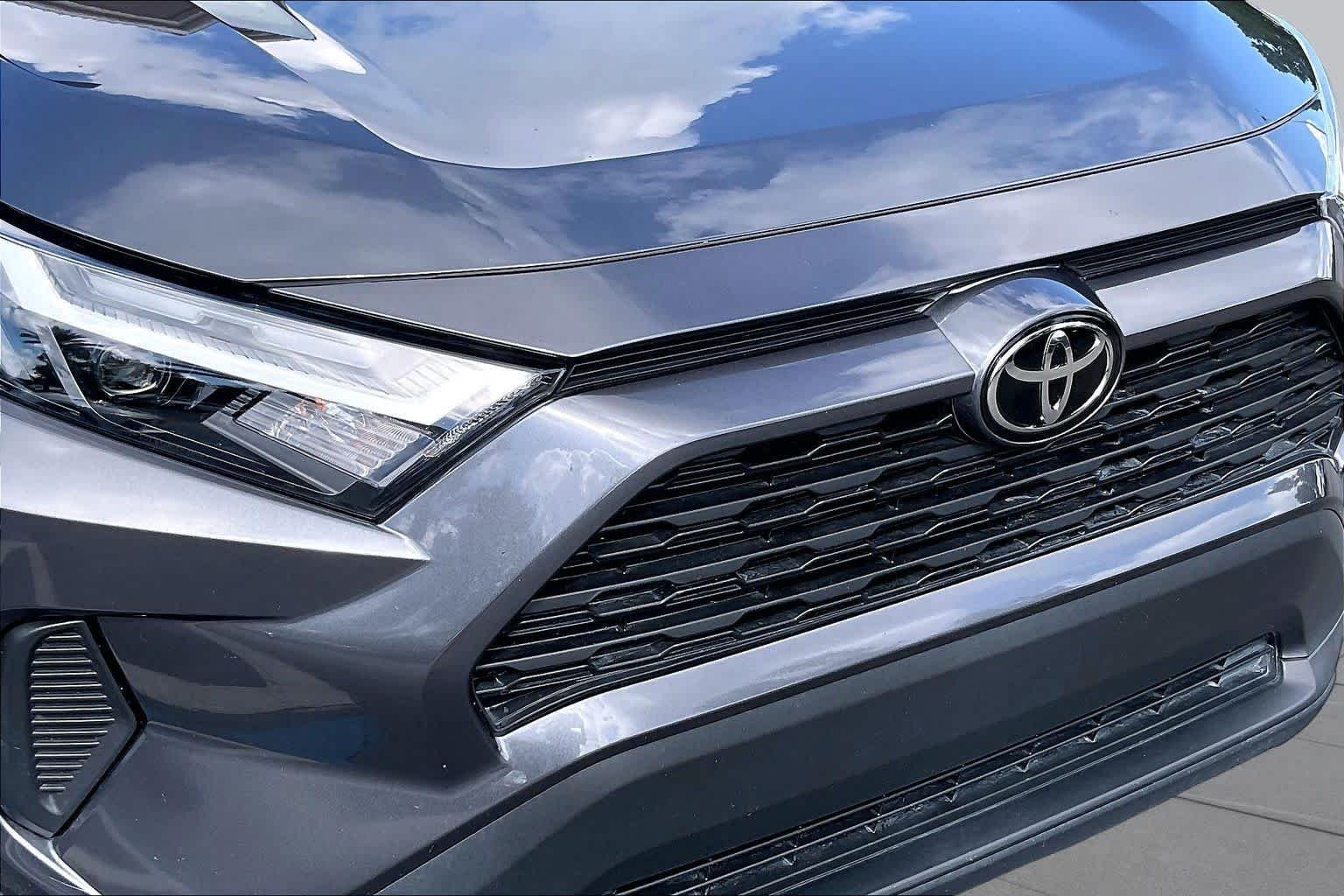 Used 2025 Magnetic Gray Metallic Toyota LE image 29