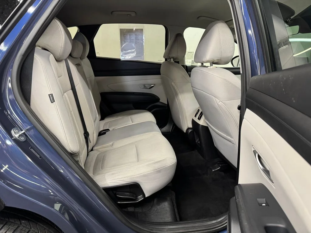 Used 2025 Blue Hyundai SEL image 25