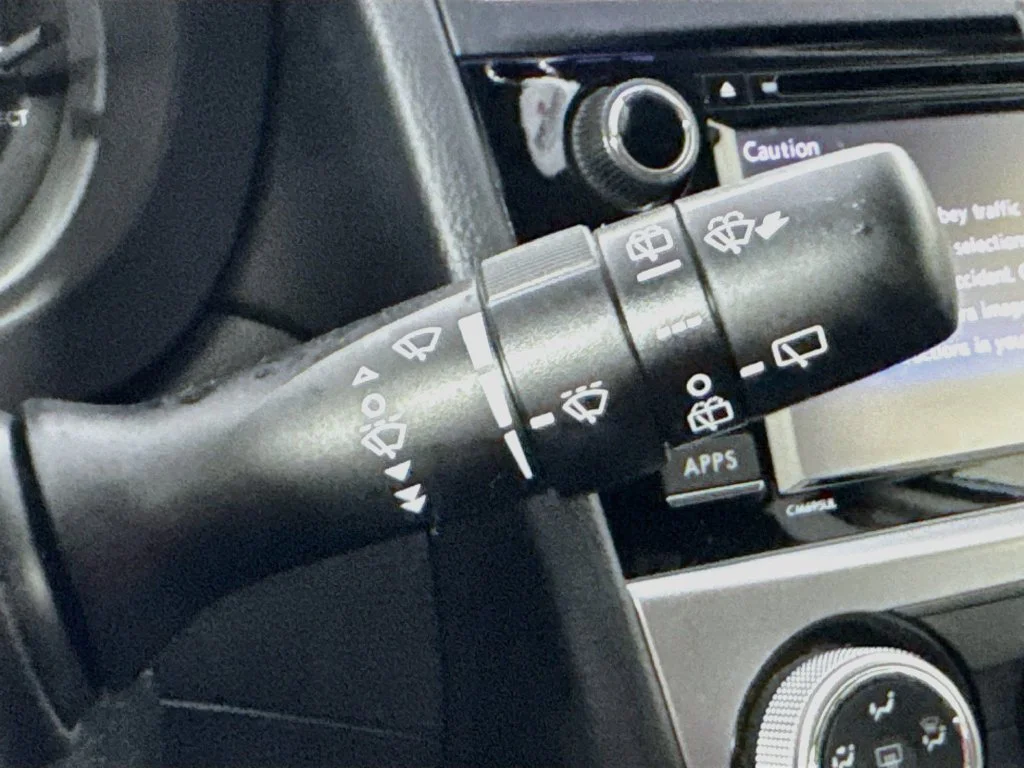 Used 2017 Silver Subaru 2.0i Premium image 13