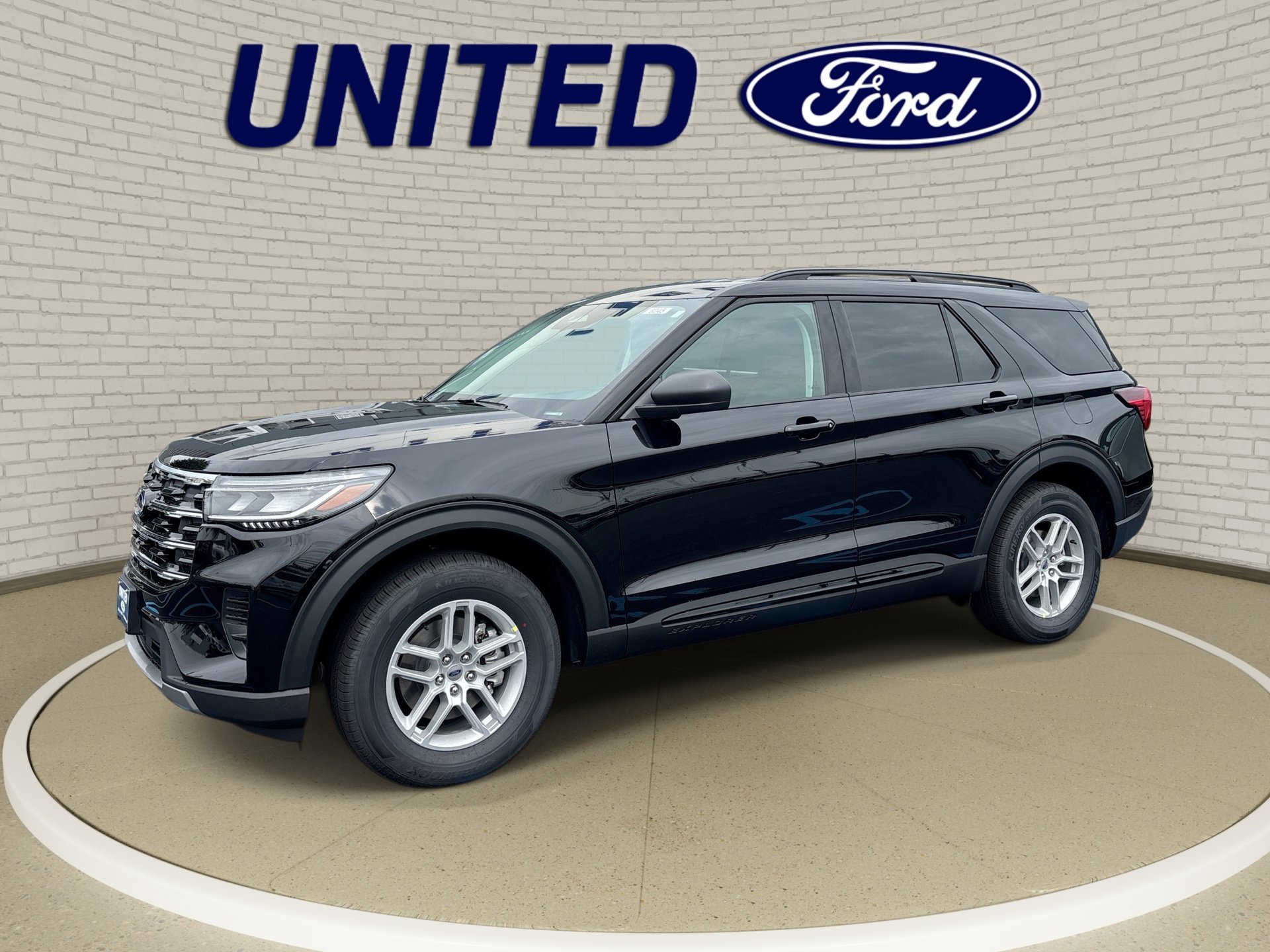 2026 Ford Explorer Active 4WD's photo