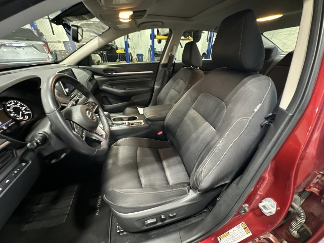 Certified Used 2019 Red Nissan 2.5 SV image 17