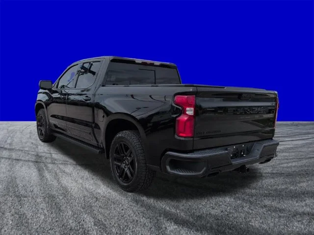 Used 2024 Black Chevrolet High Country image 6