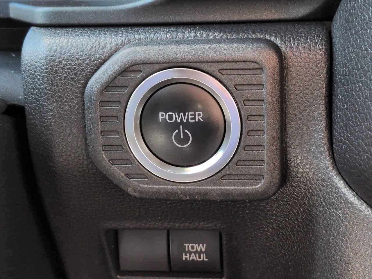 Certified Used 2025 Wind Chill Pearl Toyota  image 27