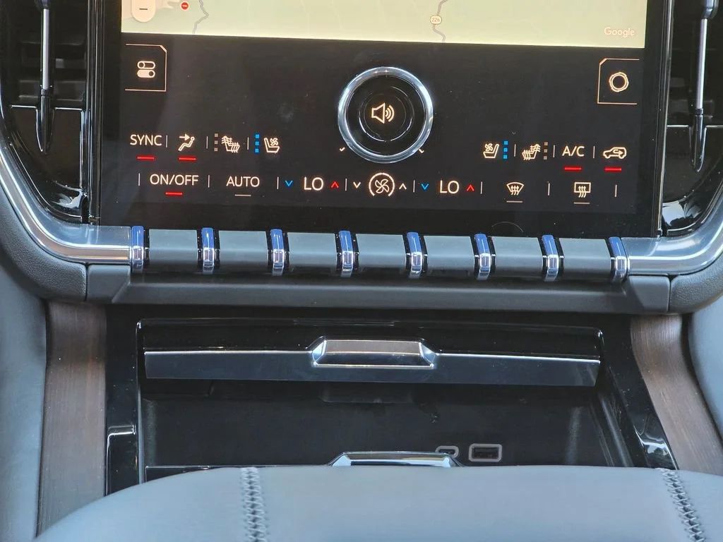 2026 GMC Yukon XL Denali - Photo 33