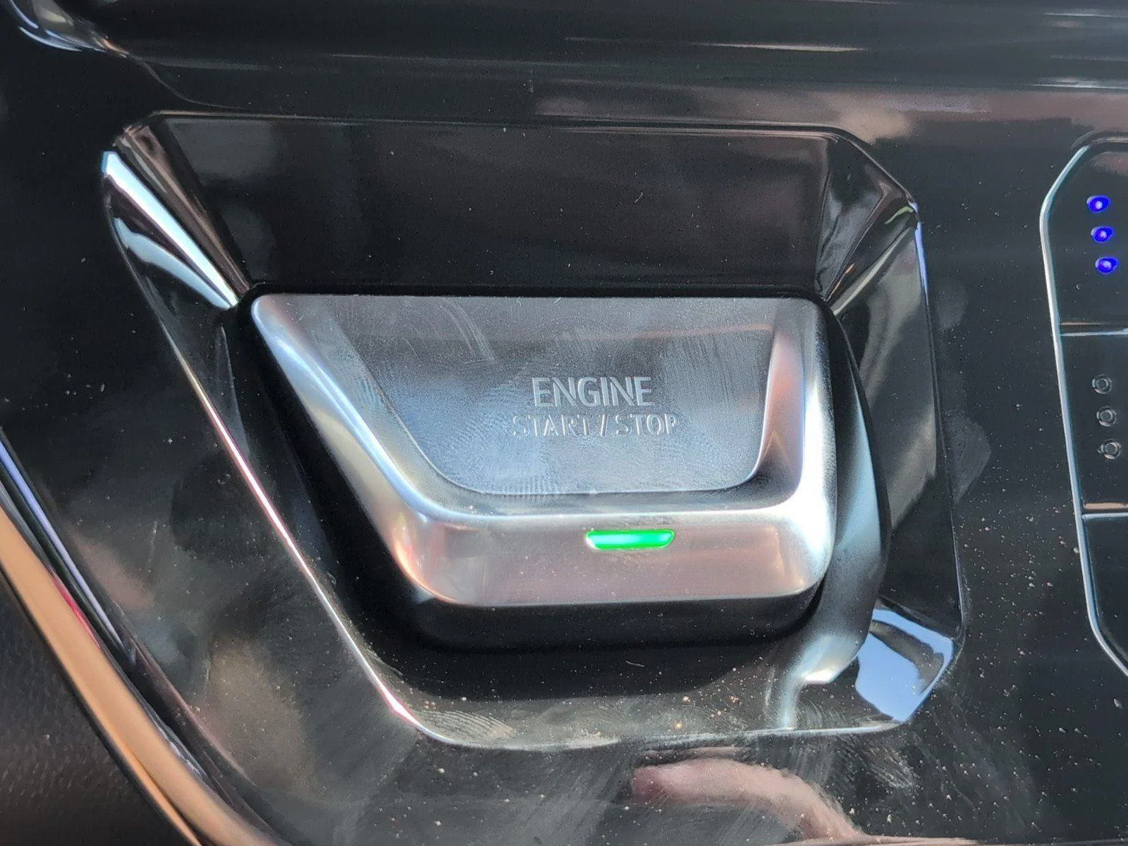 New 2026 Sterling Metallic GMC Denali Ultimate image 26