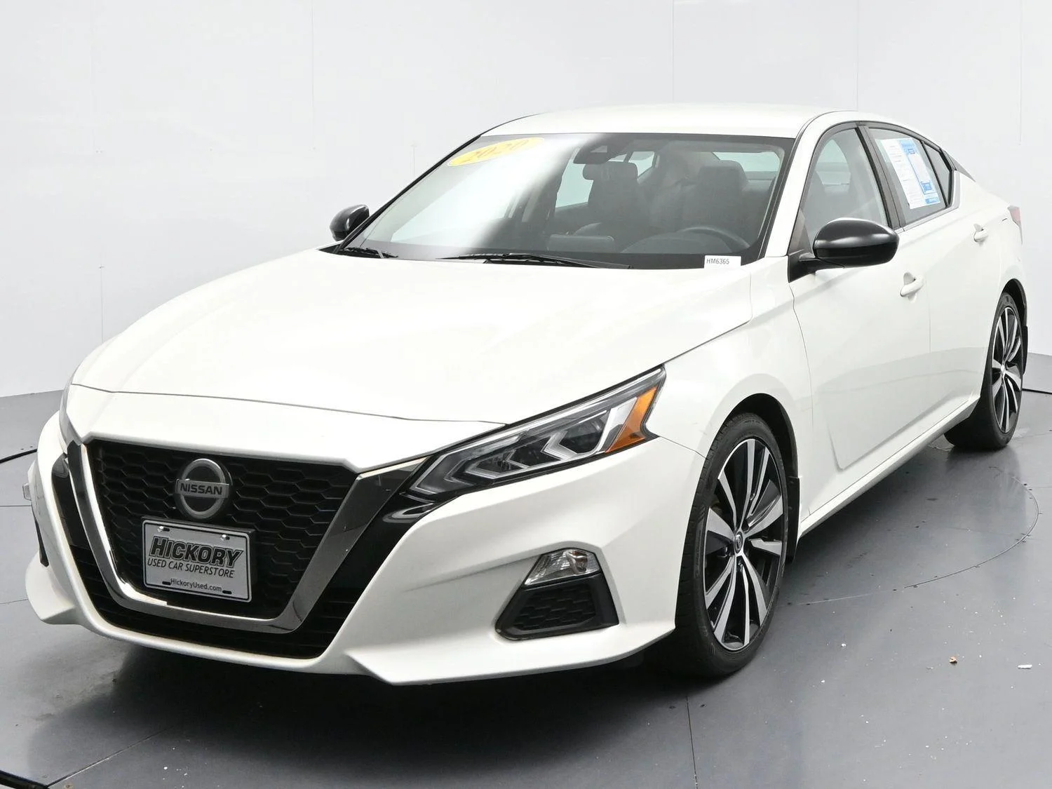 Used 2020 Pearl White Tricoat Nissan 2.5 SR image 3