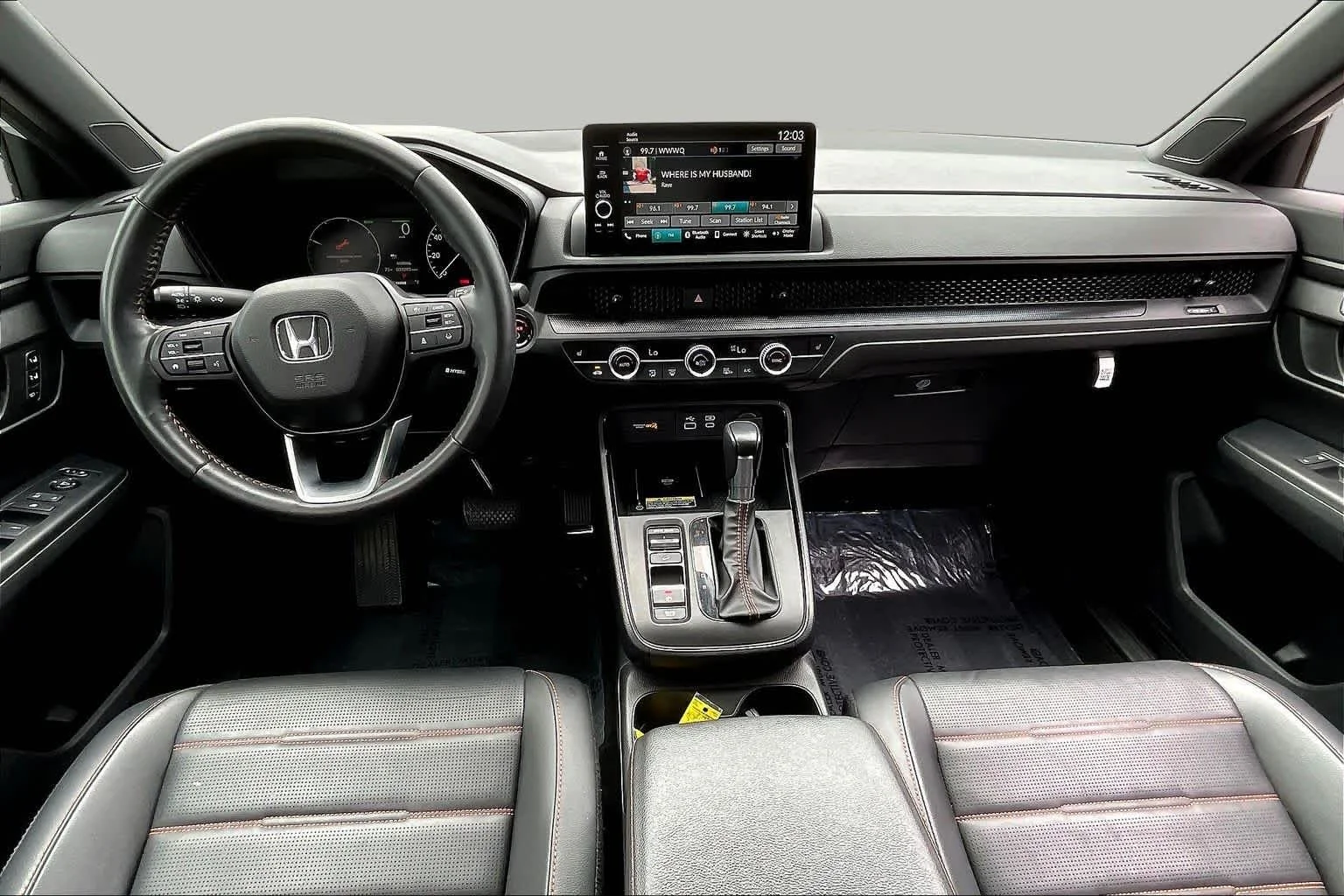 Certified Used 2024 Platinum White Pearl Honda Sport-L image 16