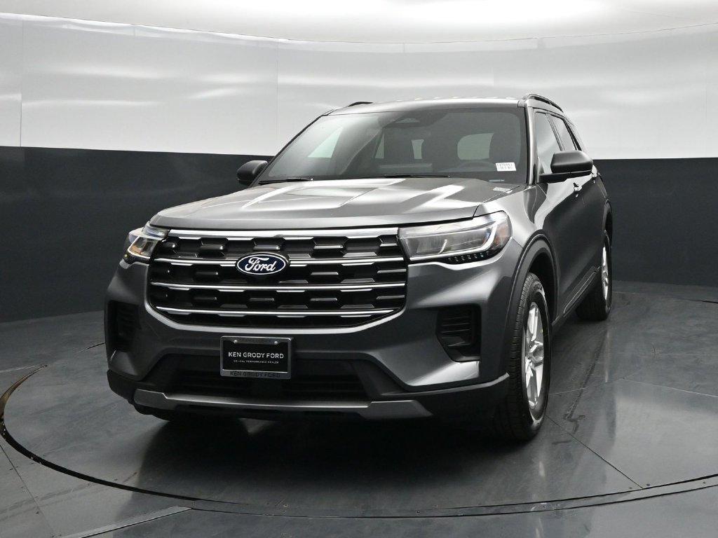 New 2027 Carbonized Gray Metallic Ford Active image 53