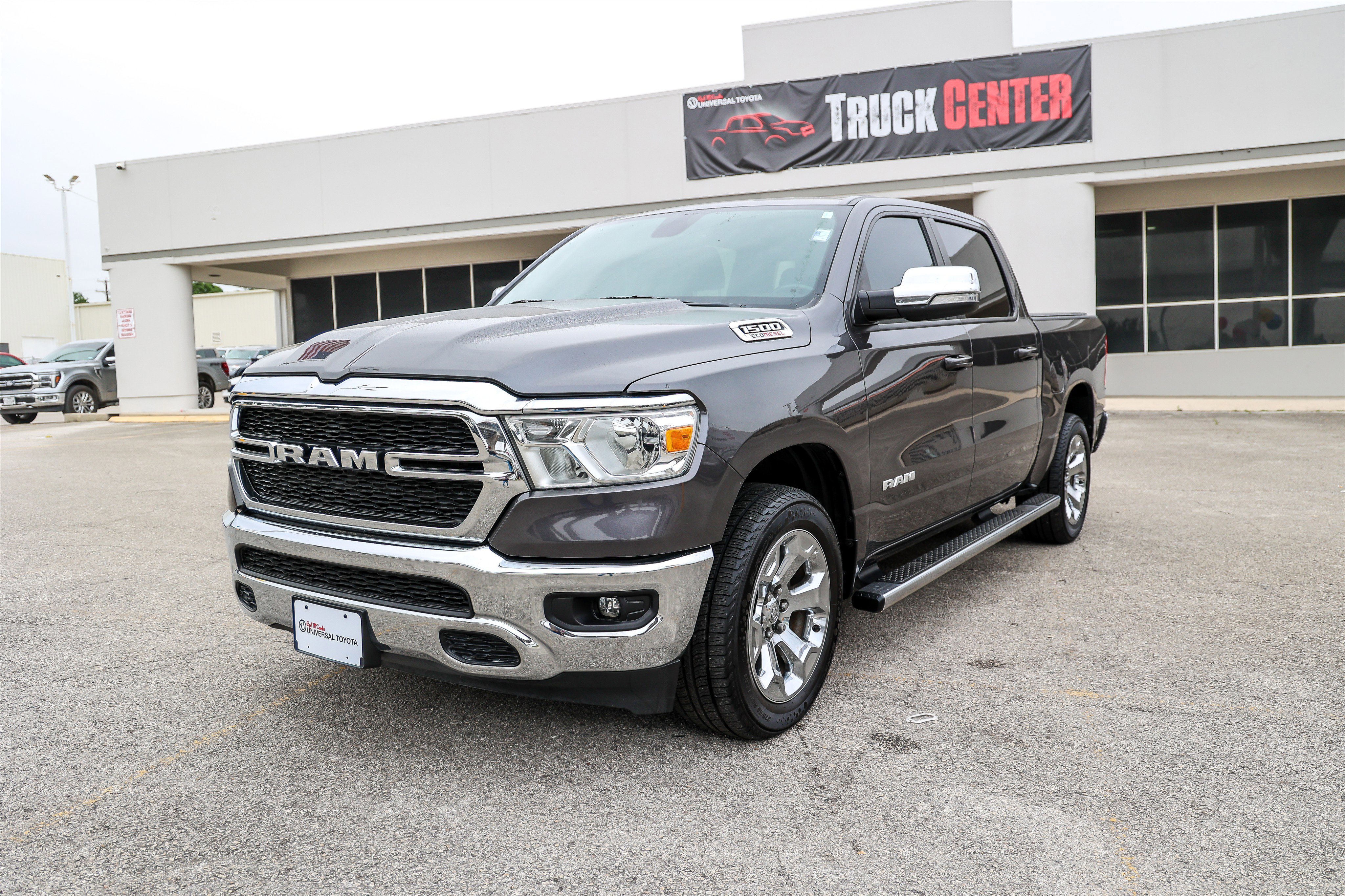 Used 2022 Granite Crystal Metallic Clearcoat Ram Lone Star image 1