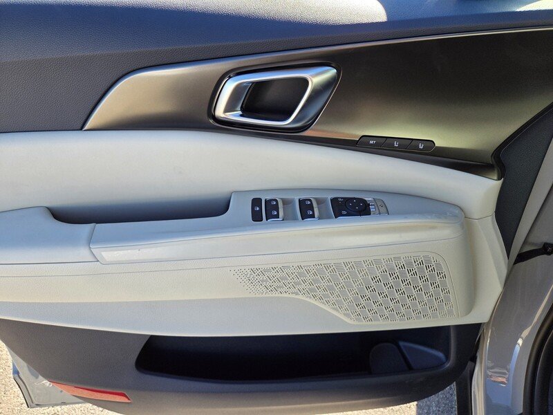 New 2026 Ceramic Silver Kia SX image 12