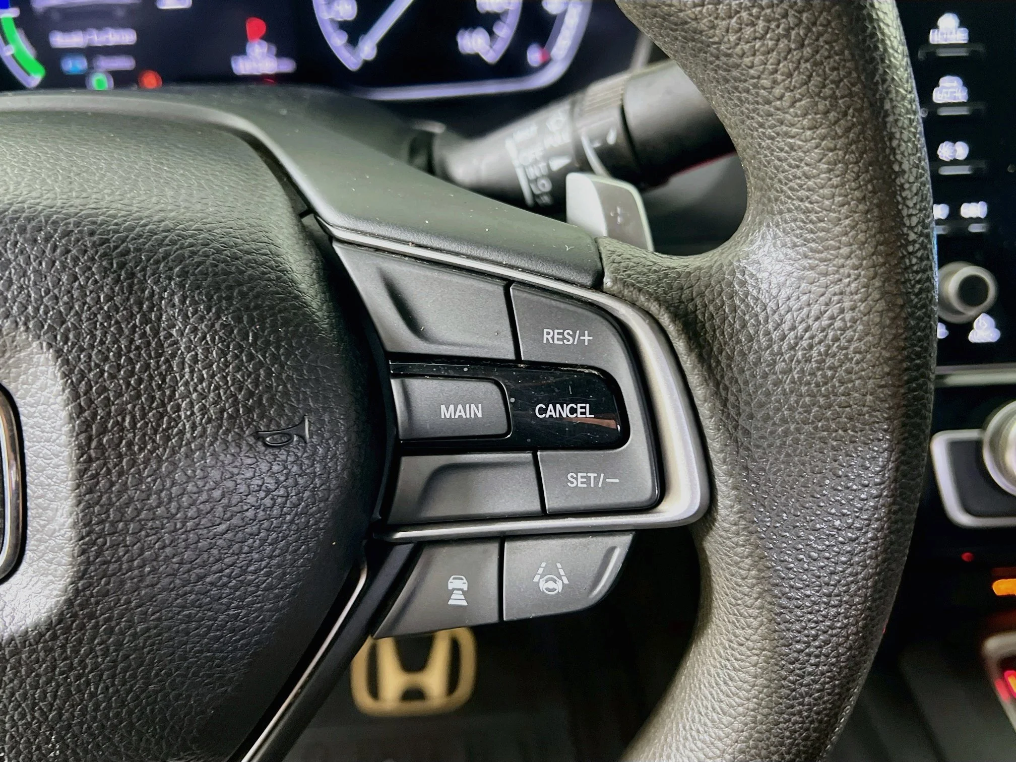 Used 2020 White Honda EX image 30