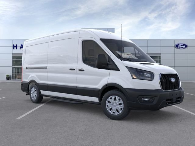 New 2026 Oxford White Ford Base image 7