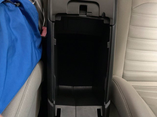 Used 2018 Blue Metallic Ford S image 37