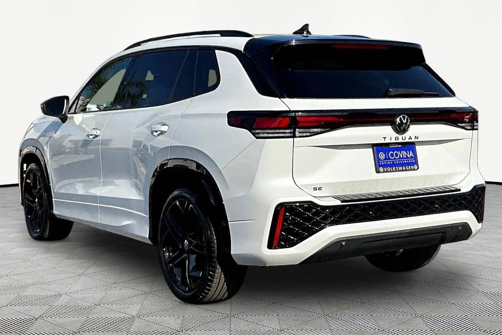 New 2026 White Volkswagen 2.0T SE R-Line Black image 4
