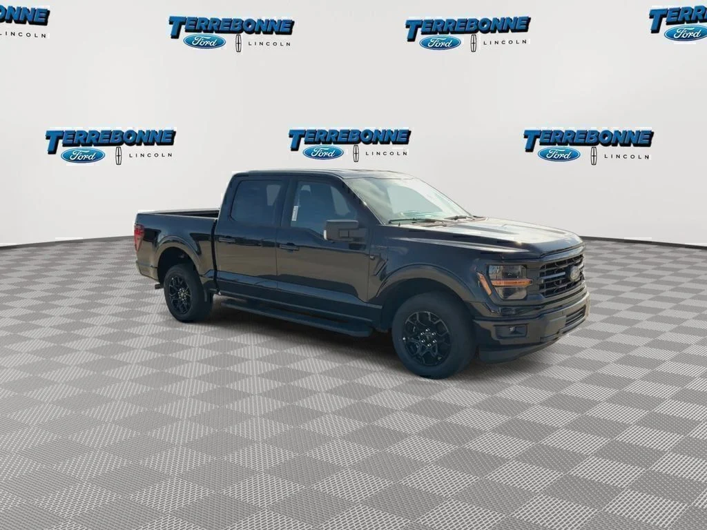 New 2026 Agate Black Metallic Ford XLT image 2