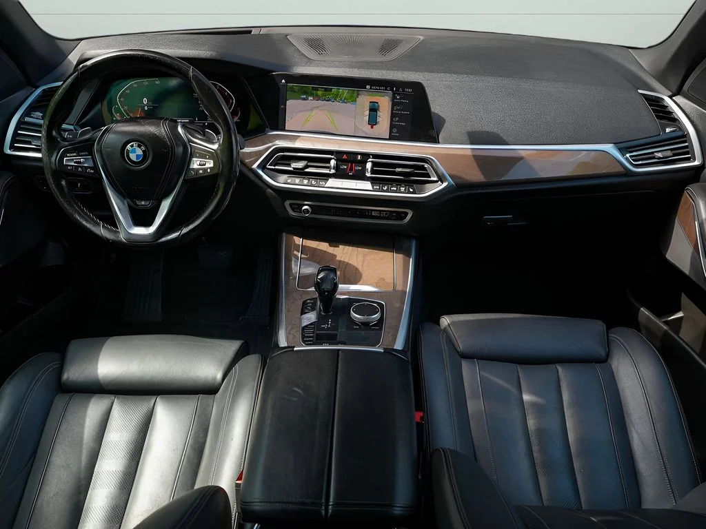 Used 2019 Gray BMW xDrive40i image 29