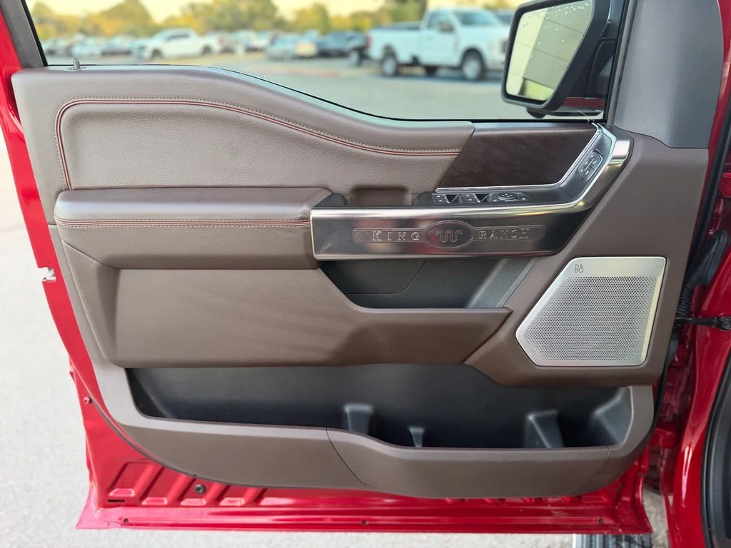 Used 2022 Red Ford King Ranch image 21