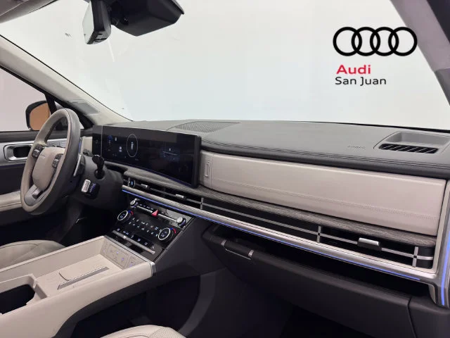 Used 2025 Silver Hyundai Calligraphy image 38