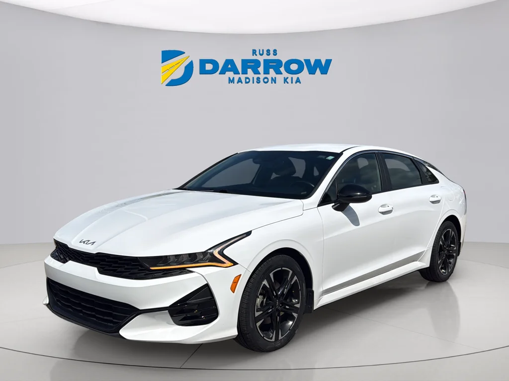 Used 2023 Glacial White Pearl Kia GT-Line image 1