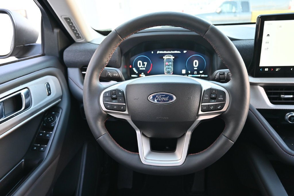 Certified Used 2025 Gray Metallic Ford Active image 31