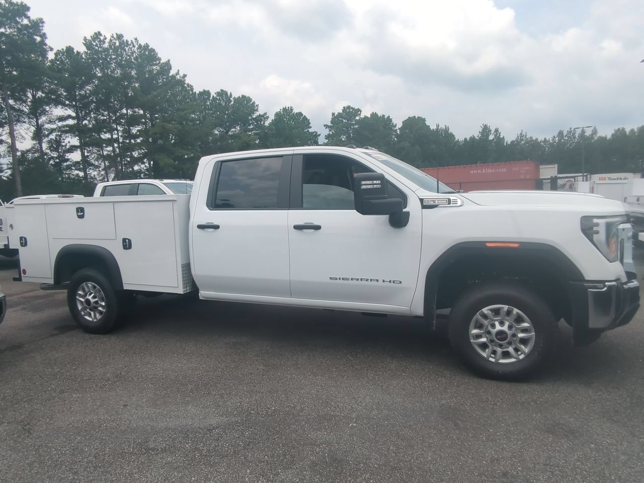 2026 GMC Sierra 2500HD Pro - Photo 9